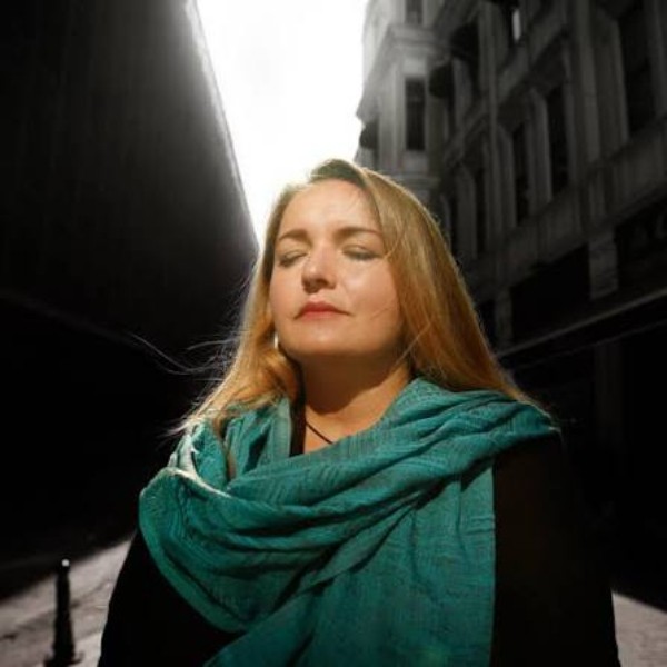 Julide Özçelik