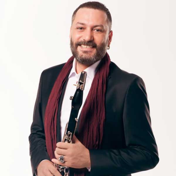 Hüsnü Şenlendirici
