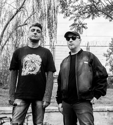 Cemiyette Pişiyorum