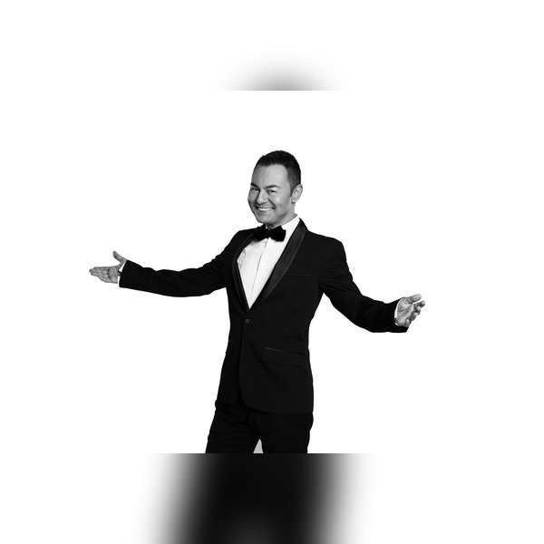 Serdar Ortaç ve Canlı Orkestrası