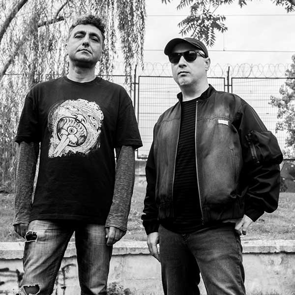 Cemiyette Pişiyorum