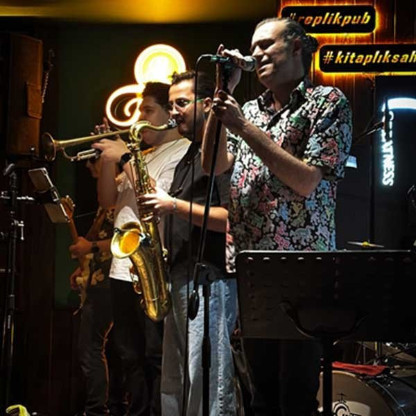 Soul Shaker and The Brass Brothers