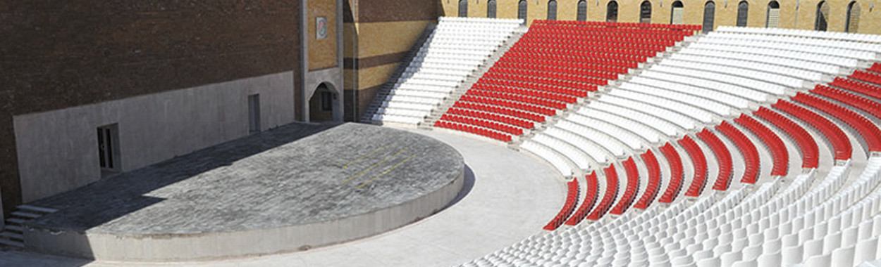 Kültürpark Açıkhava Tiyatrosu - İzmir