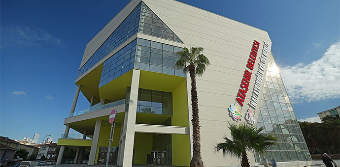 İnal Aydınoğlu Kültür Merkezi