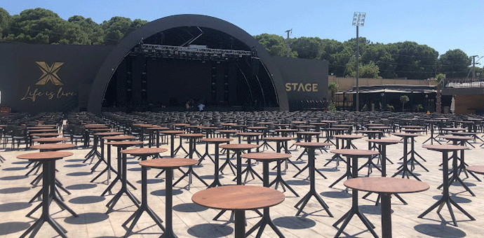 The X Belek Hotel X Stage