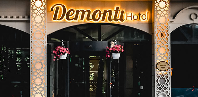 Demonti Hotel