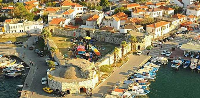 Seferihisar Sığacık Kale İçi Açıkhava Tiyatrosu