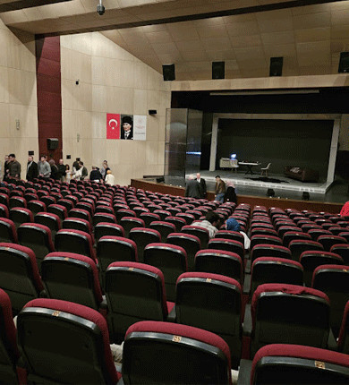 Hattat Ahmet Karahisar Kültür Merkezi